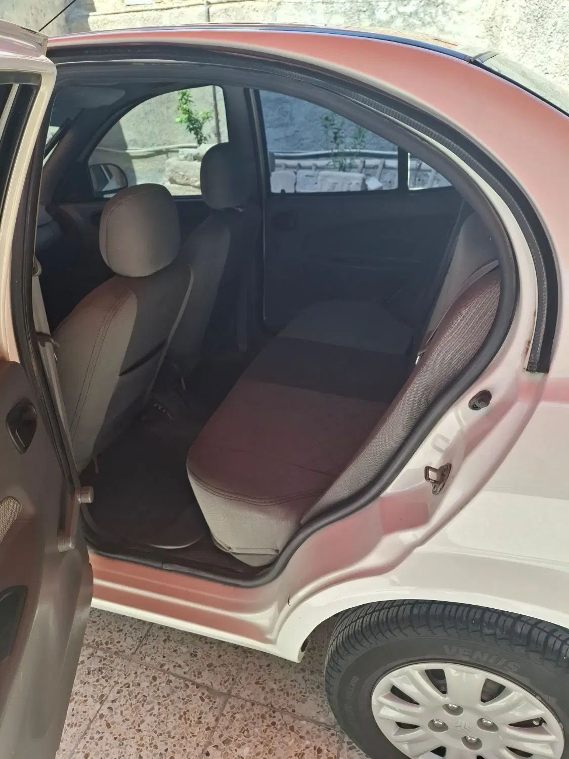 تیبا صندوق دار SX - 1397