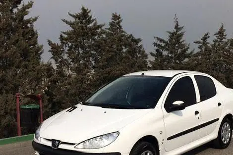 پژو ۲۰۶ صندوق دار v8 - 1393