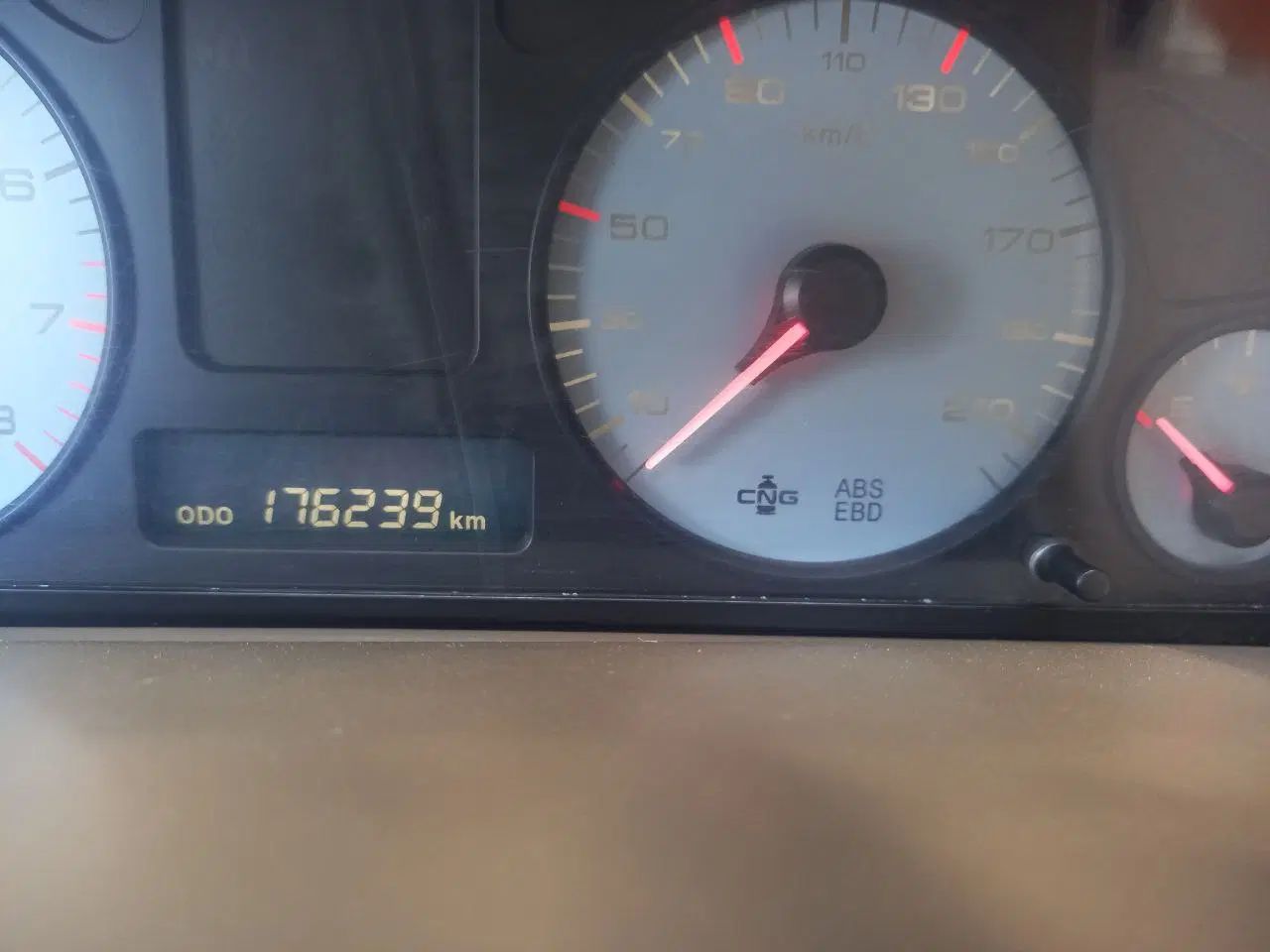 پژو پارس XU7ساده - 1392