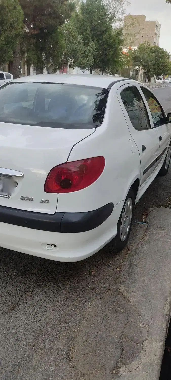 پژو ۲۰۶ صندوق دار v8 - 1396