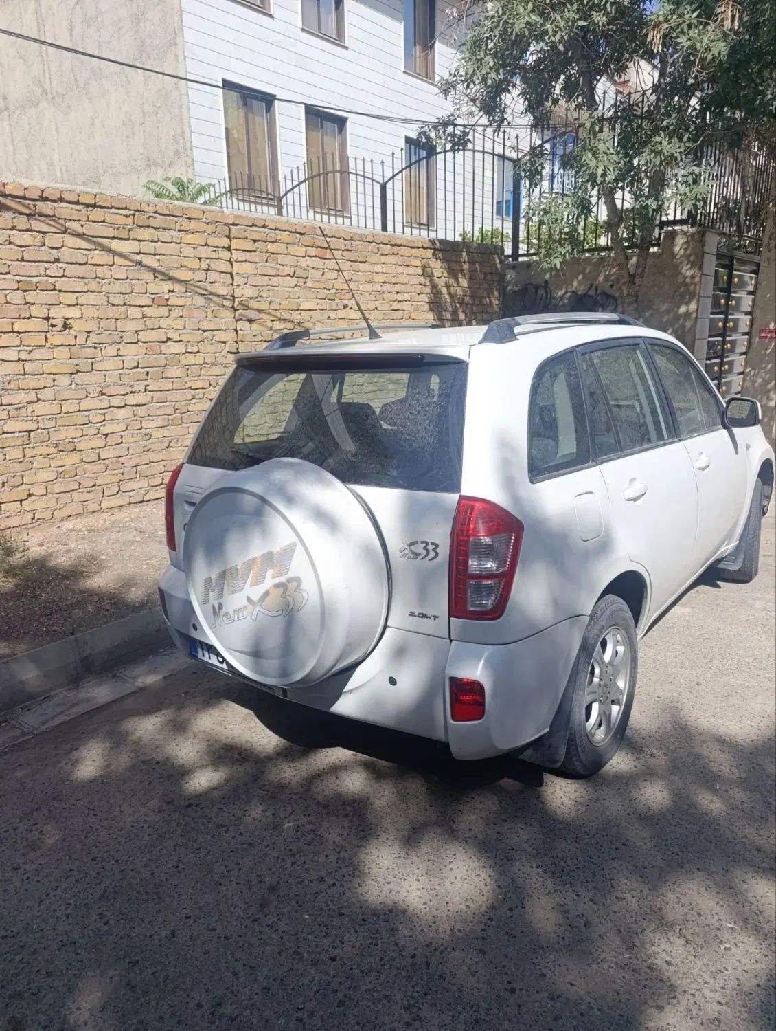 ام وی ام X33 دنده‌ای ساده - 1395