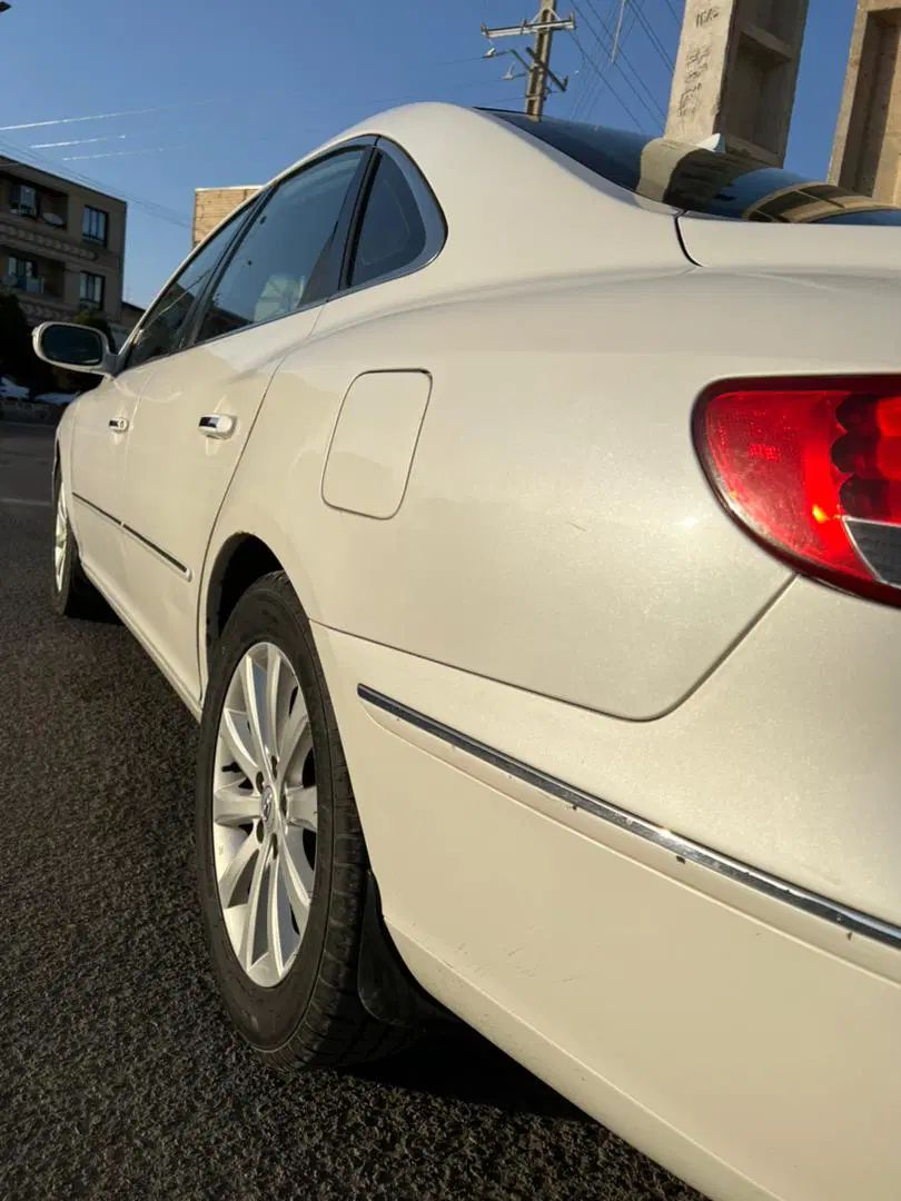 هیوندای آزرا (گرنجور) 3300cc - 2010