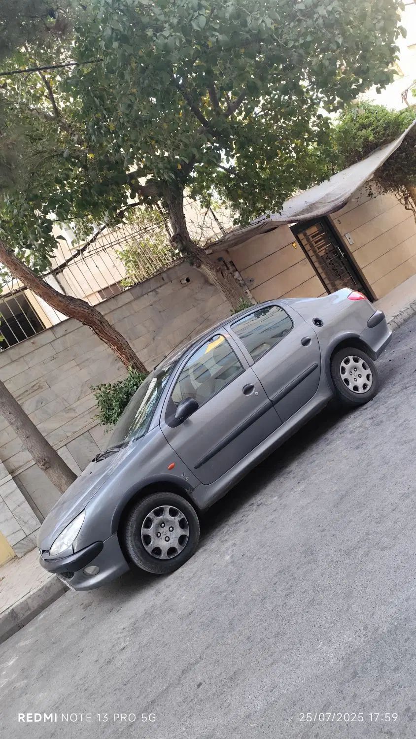 پژو ۲۰۶ صندوق دار v8 - 1390
