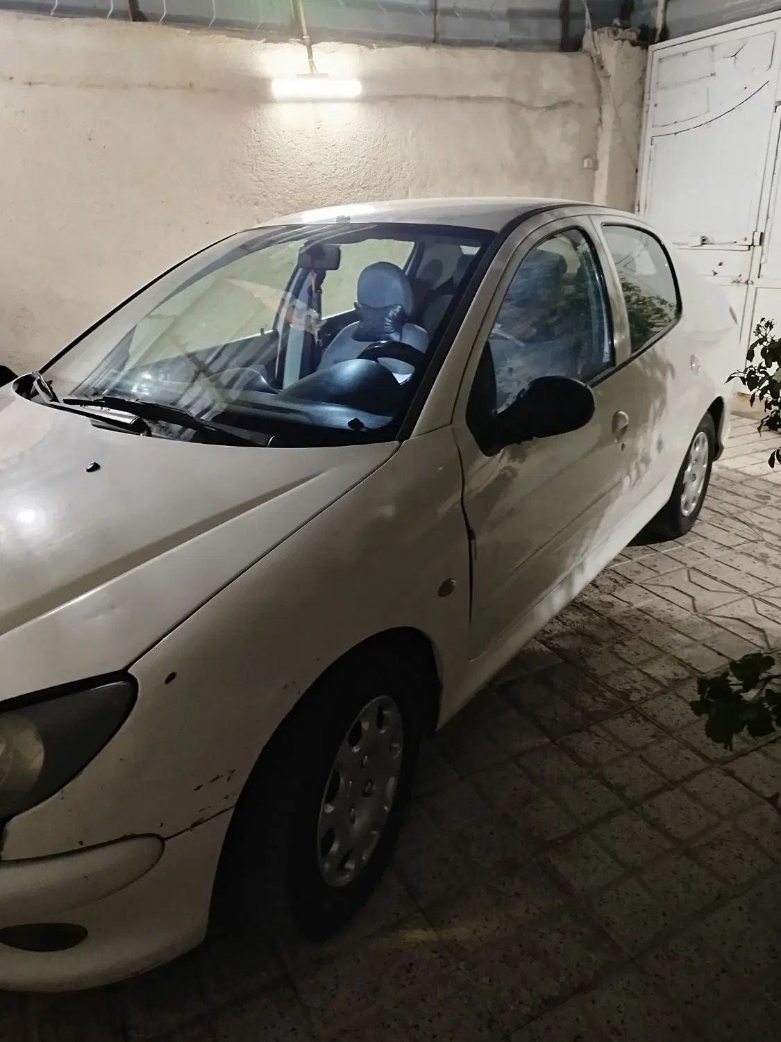 پژو ۲۰۶ صندوق دار v8 - 1389