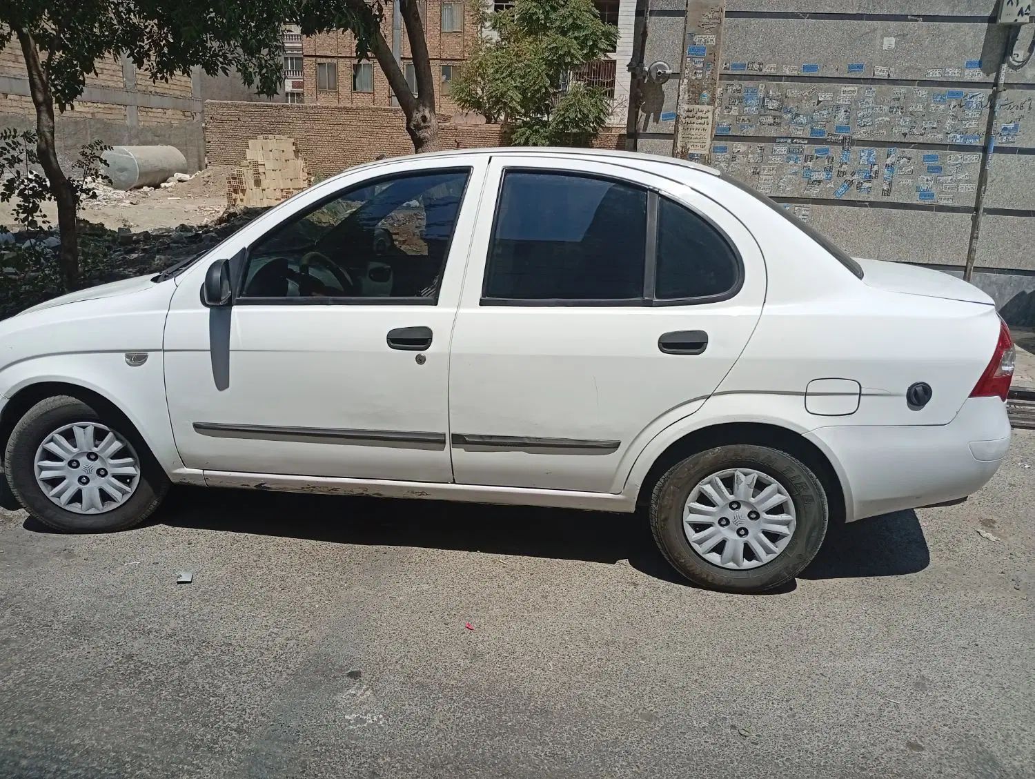 تیبا صندوق دار EX - 1395