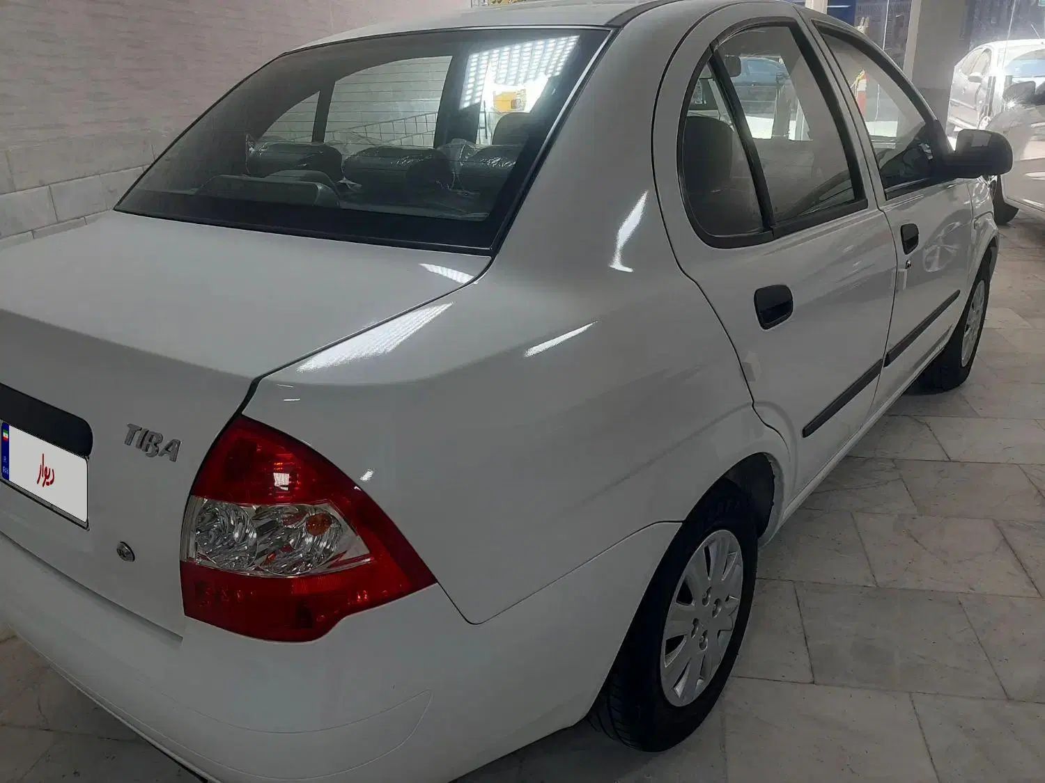 تیبا صندوق دار SX - 1400