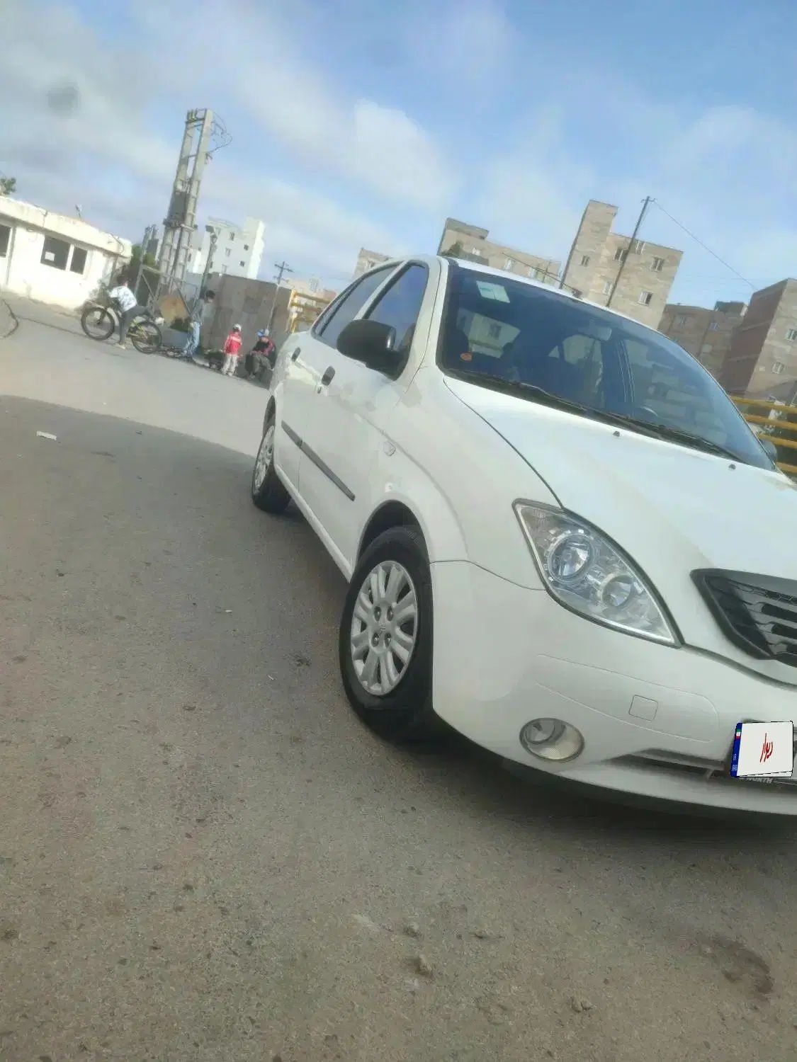 تیبا صندوق دار SX - 1399
