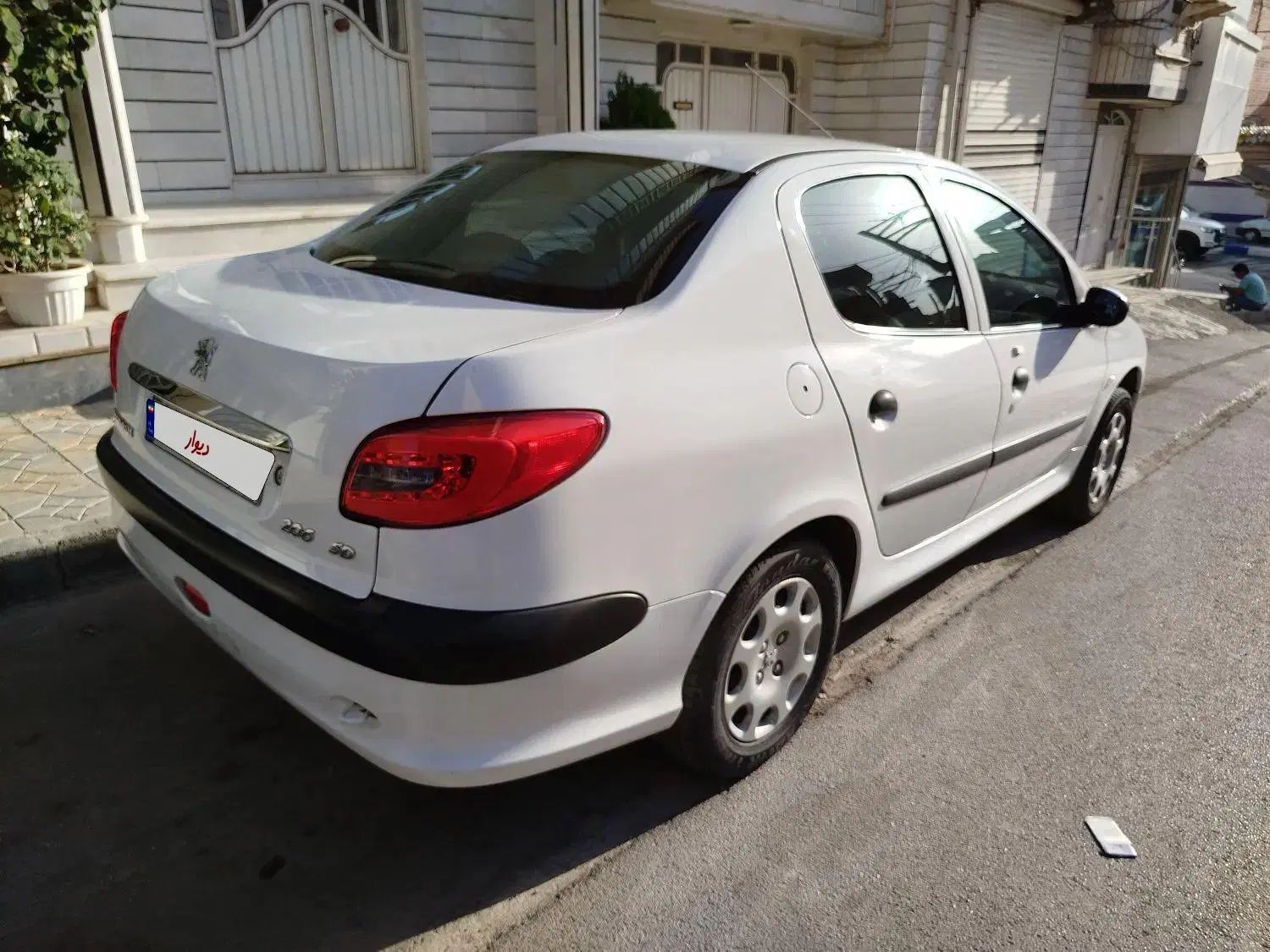 پژو ۲۰۶ صندوق دار v8 - 1399