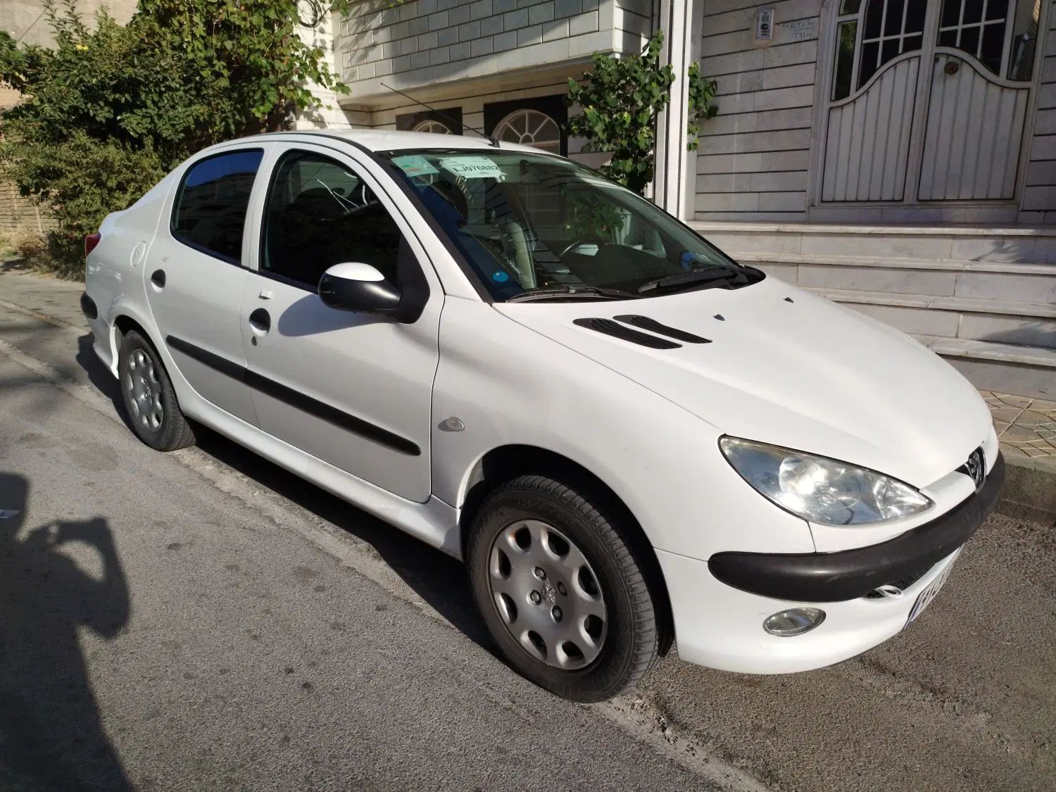 پژو ۲۰۶ صندوق دار v8 - 1399