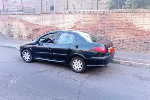 پژو ۲۰۶ صندوق دار v10 - 1388