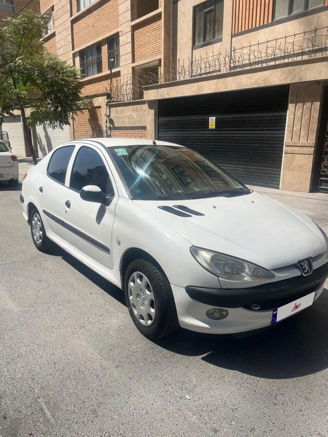 پژو ۲۰۶ صندوق دار v8 - 1395