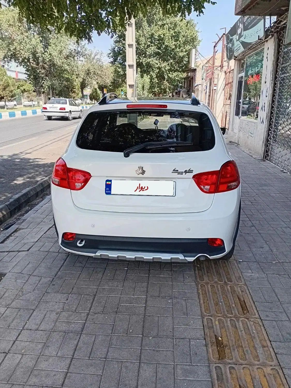 کوییک R پلاس اتوماتیک - 1402
