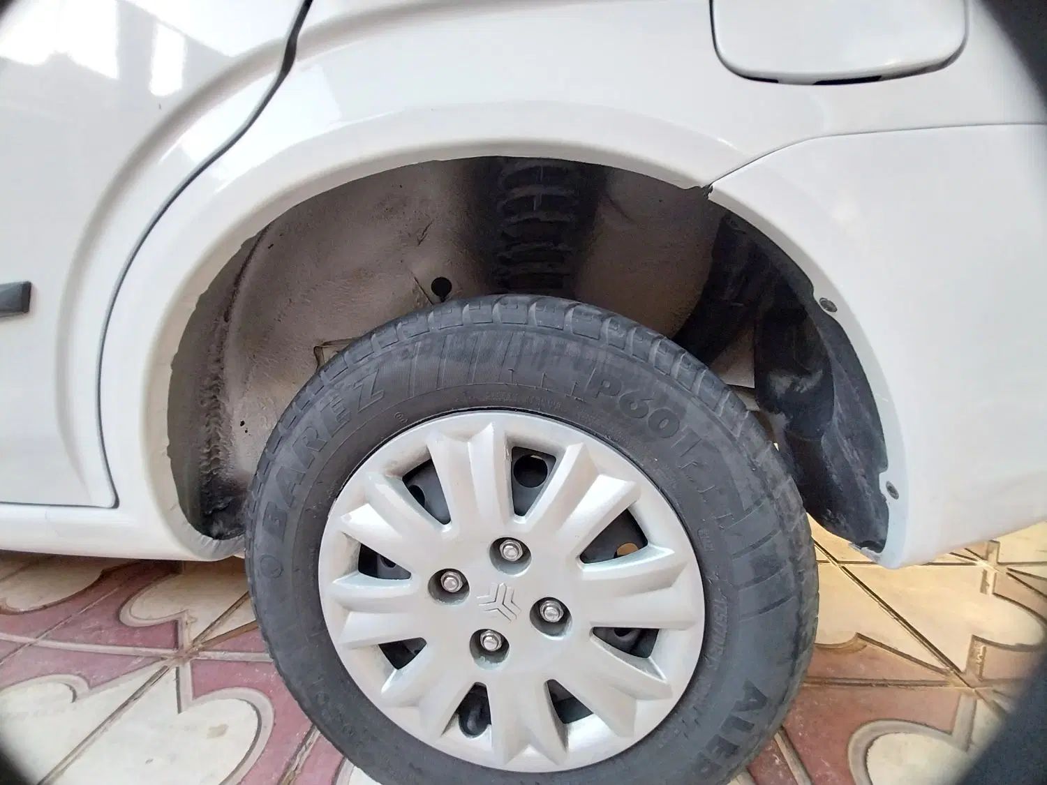 تیبا صندوق دار SX - 1400