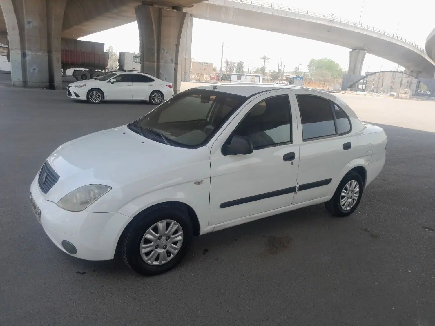 تیبا صندوق دار SX - 1392