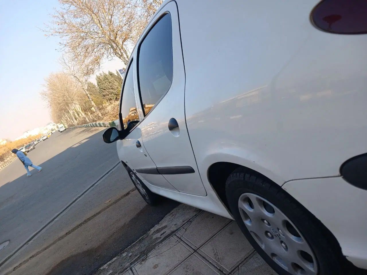 پژو ۲۰۶ صندوق دار v8 - 1395