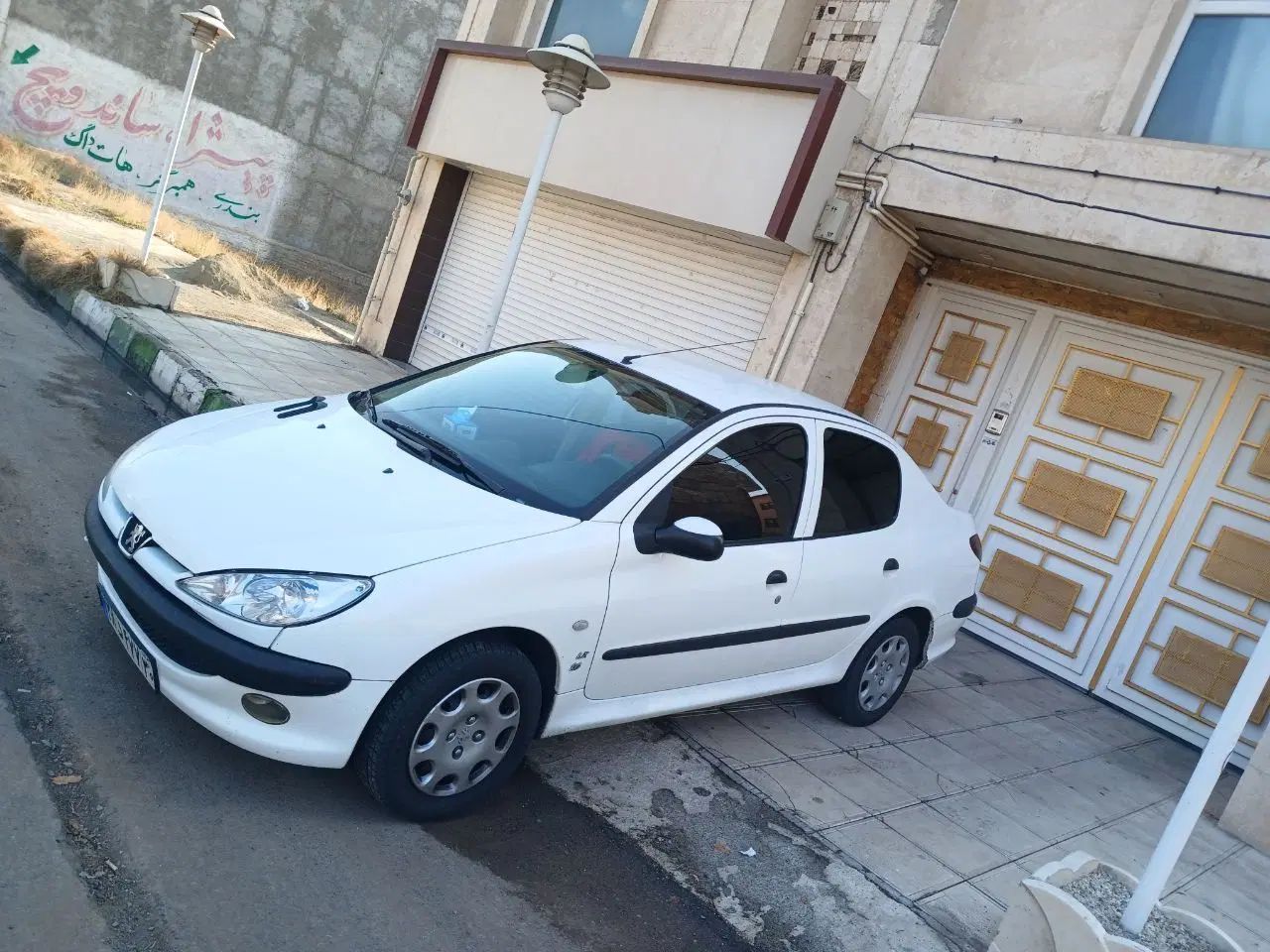 پژو ۲۰۶ صندوق دار v8 - 1395