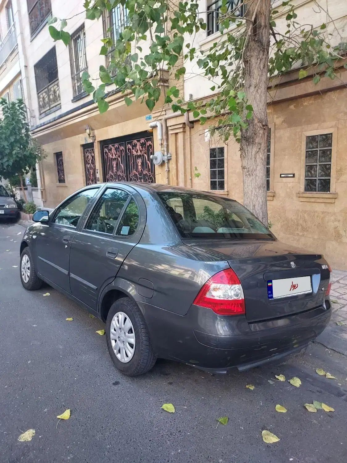 تیبا صندوق دار SX - 1400