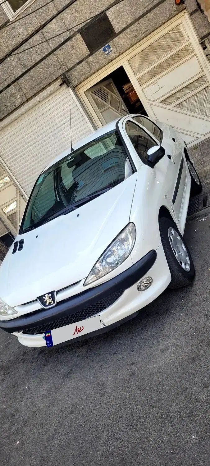 پژو ۲۰۶ صندوق دار v8 - 1396