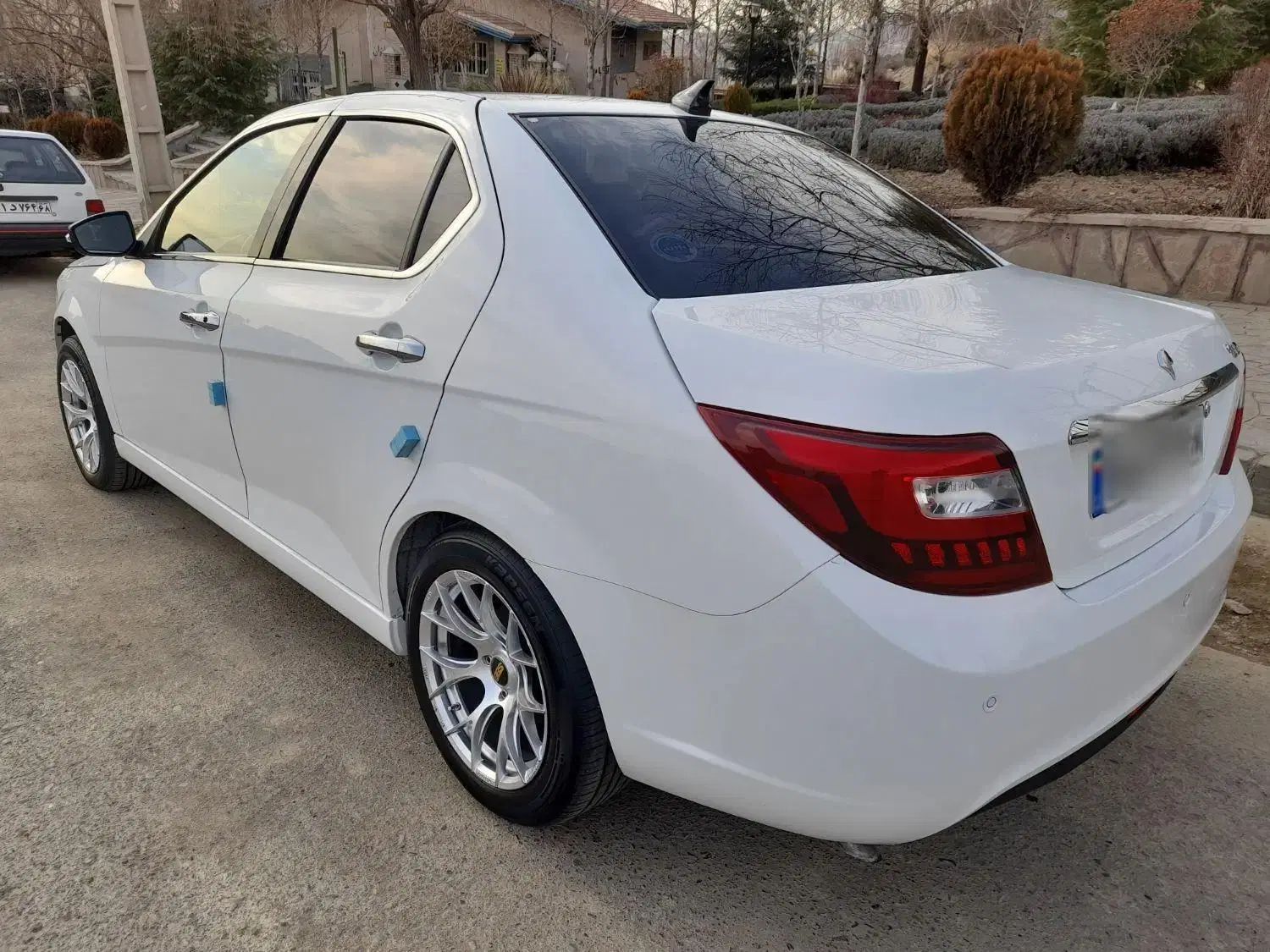 دنا پلاس ۵ دنده EF7 - 1402