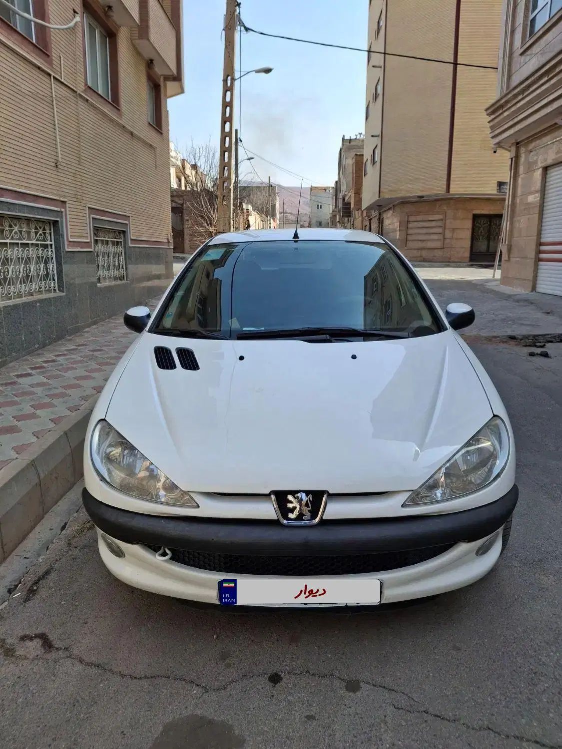 پژو ۲۰۶ صندوق دار v8 - 1395