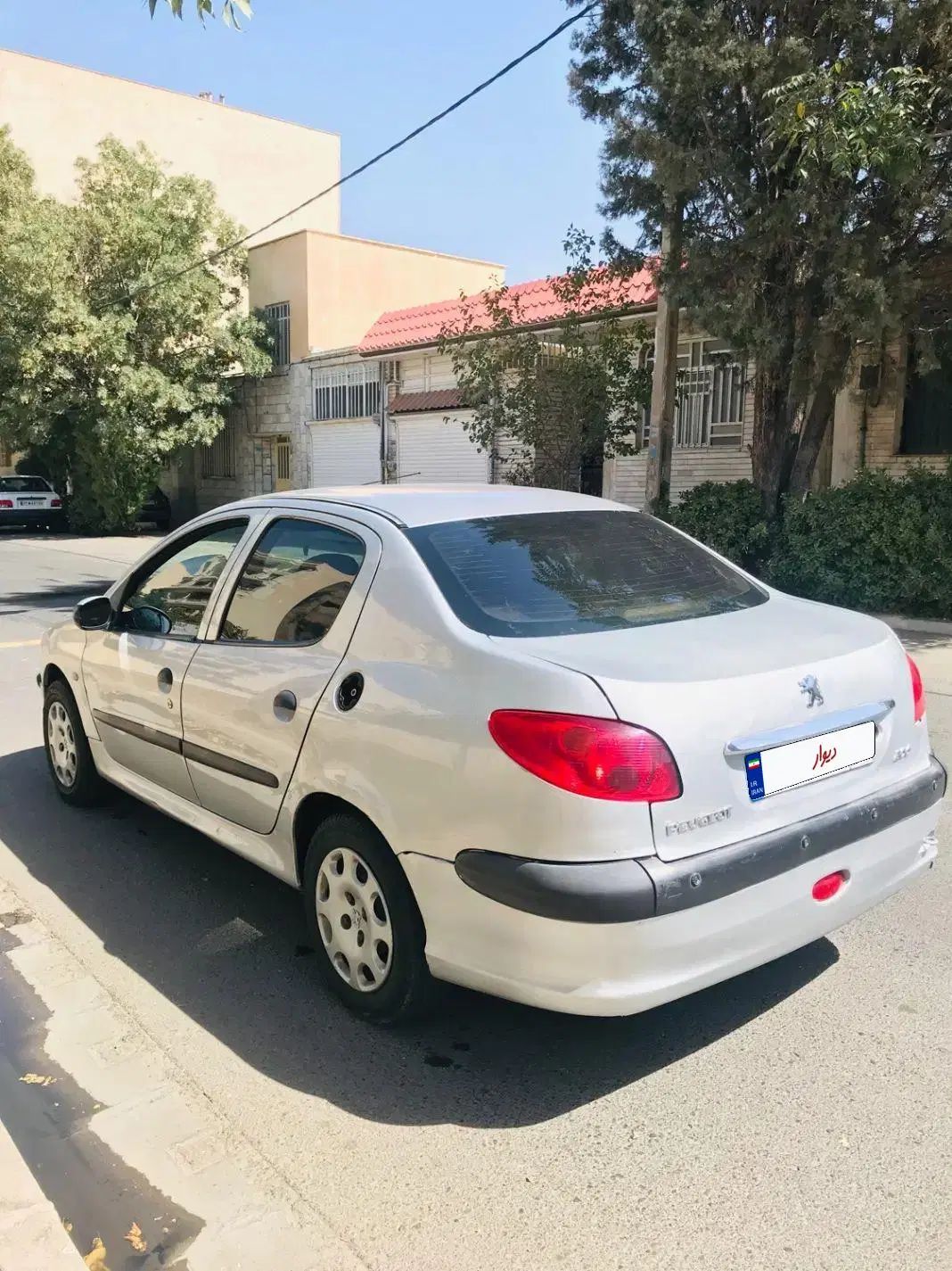 پژو ۲۰۶ صندوق دار v8 - 1388