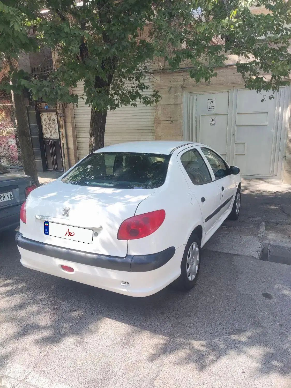 پژو ۲۰۶ صندوق دار v20 - 1388