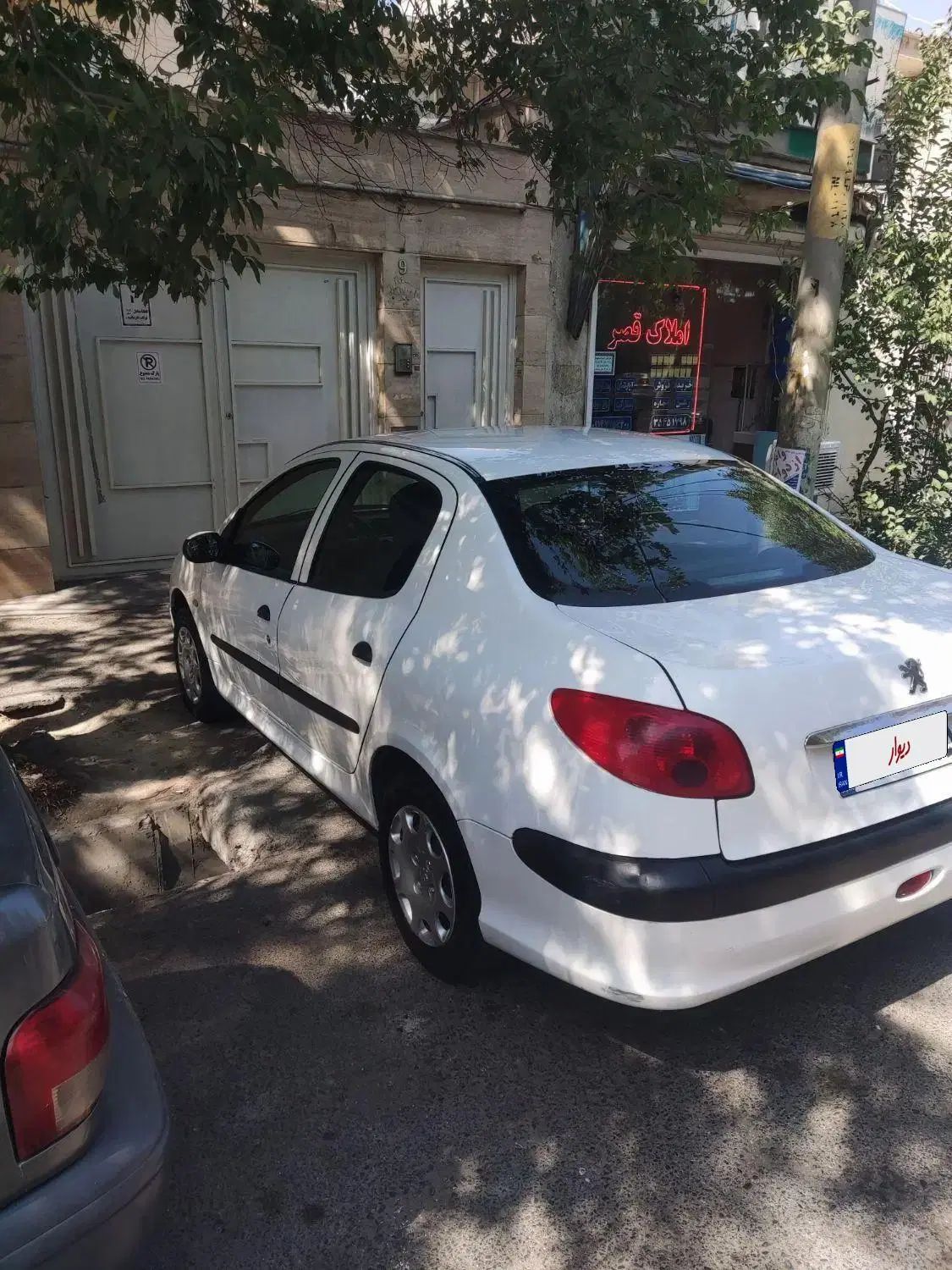 پژو ۲۰۶ صندوق دار v20 - 1388