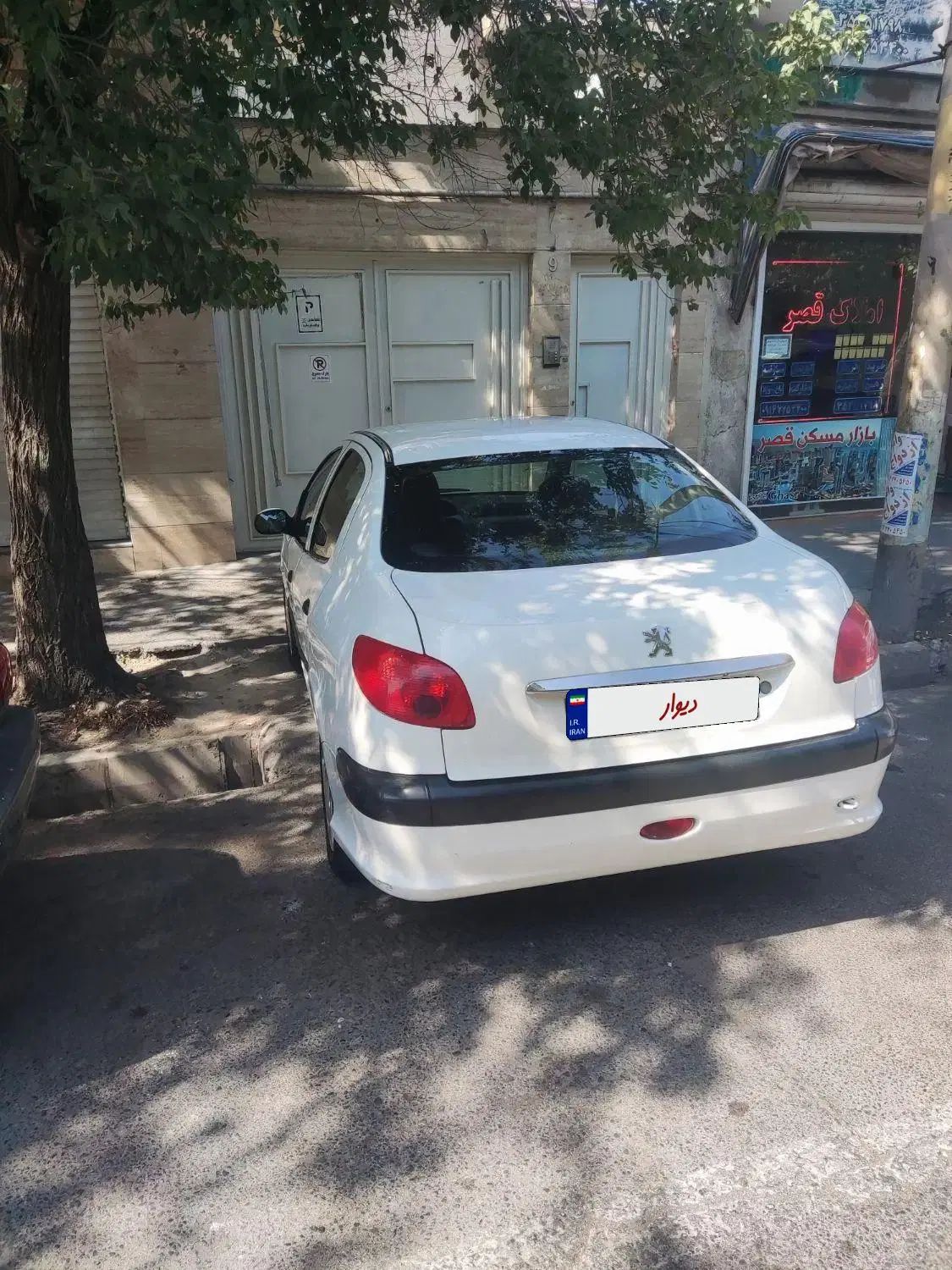 پژو ۲۰۶ صندوق دار v20 - 1388
