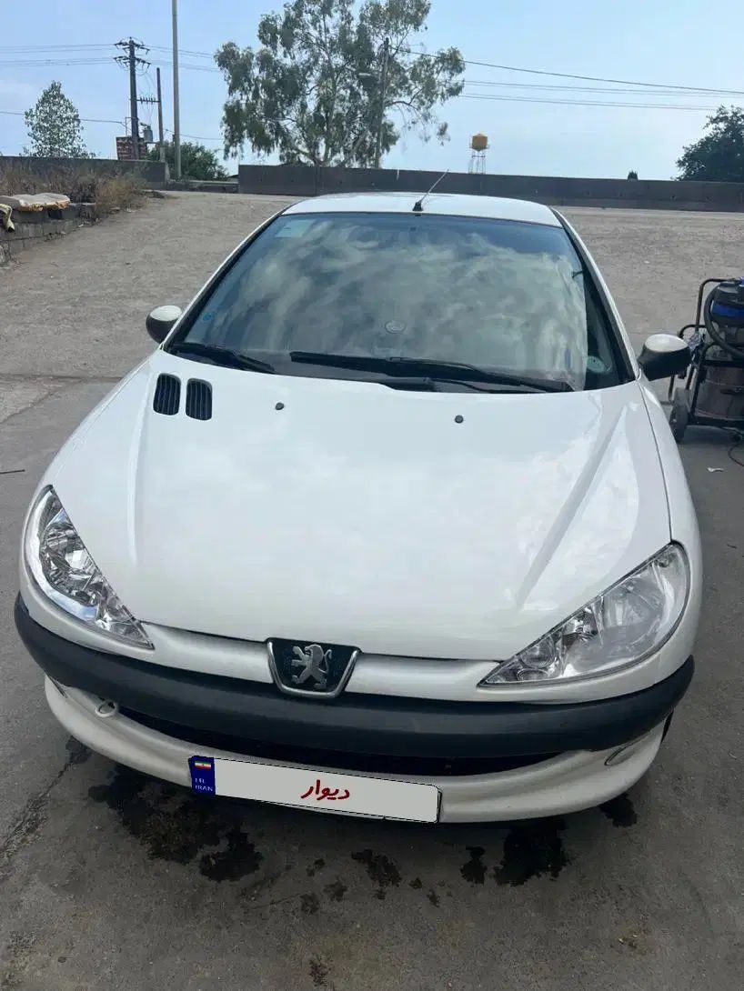 پژو ۲۰۶ صندوق دار v8 - 1398