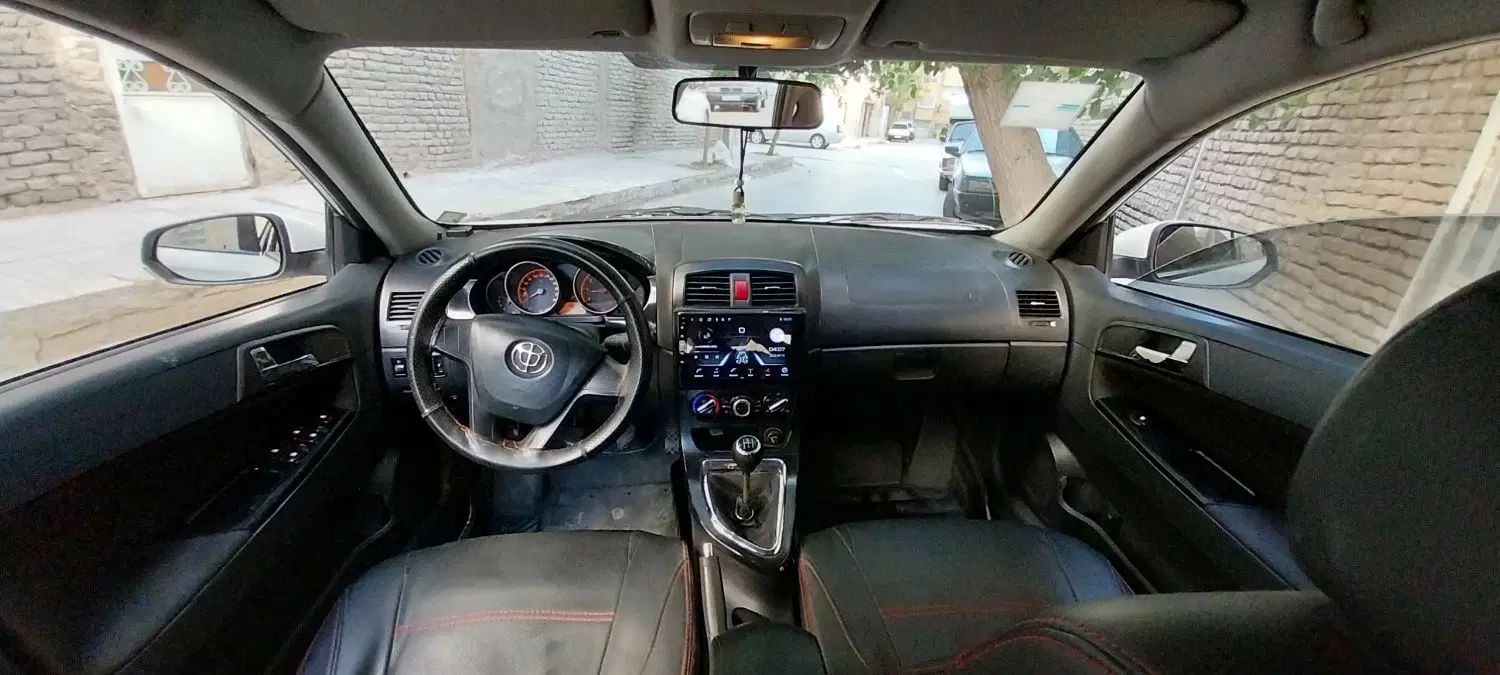 برلیانس H330 دنده‌ای 1500 - 1396
