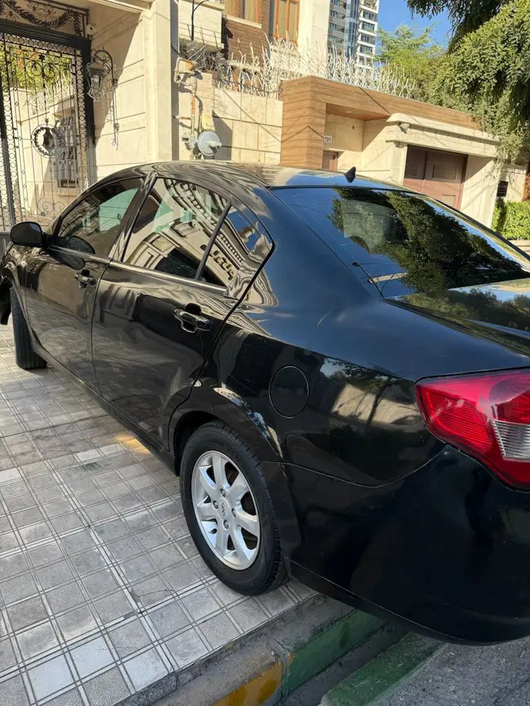 ام وی ام 550 دنده‌ای - 1395