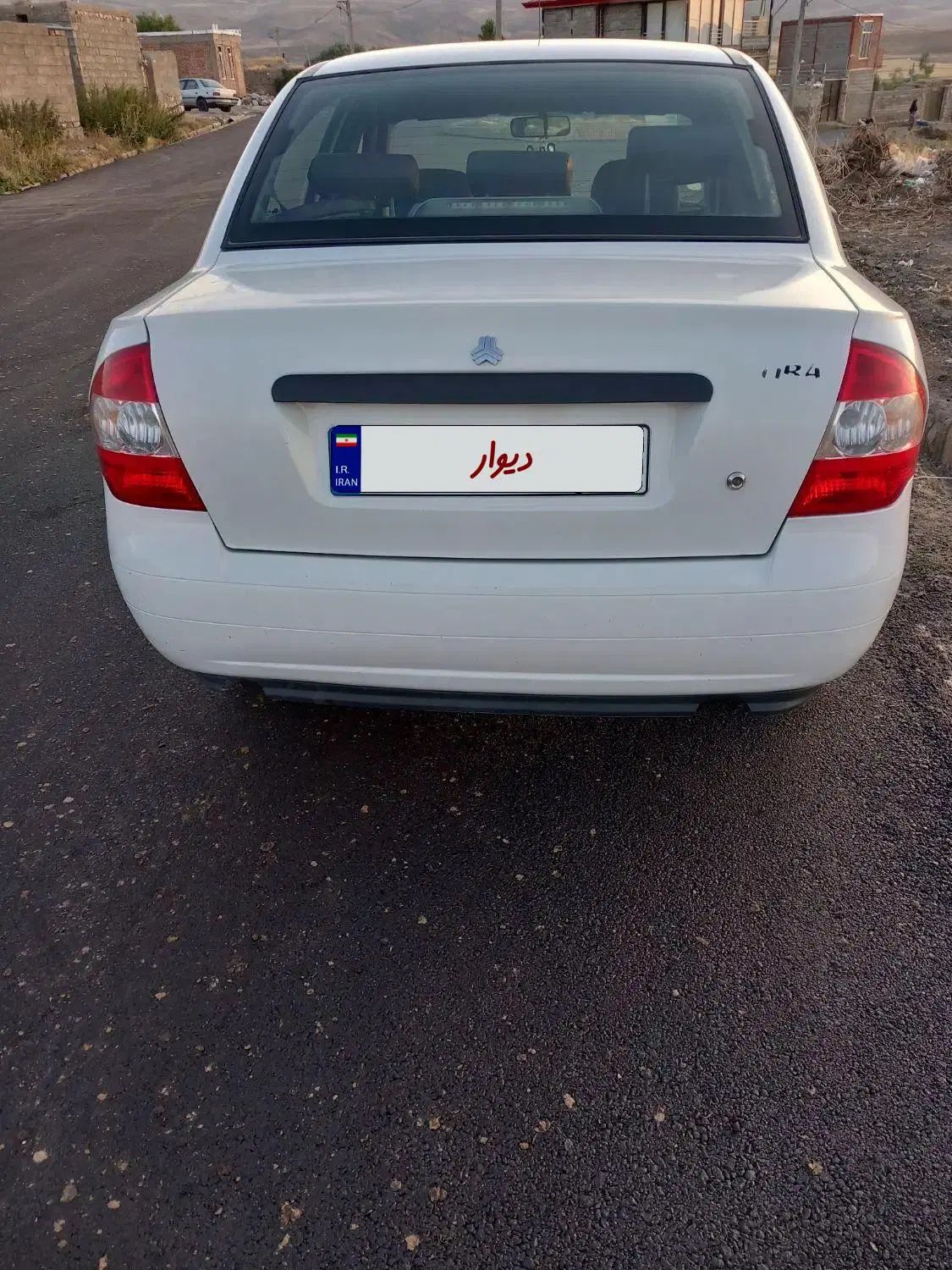 تیبا صندوق دار SX - 1400