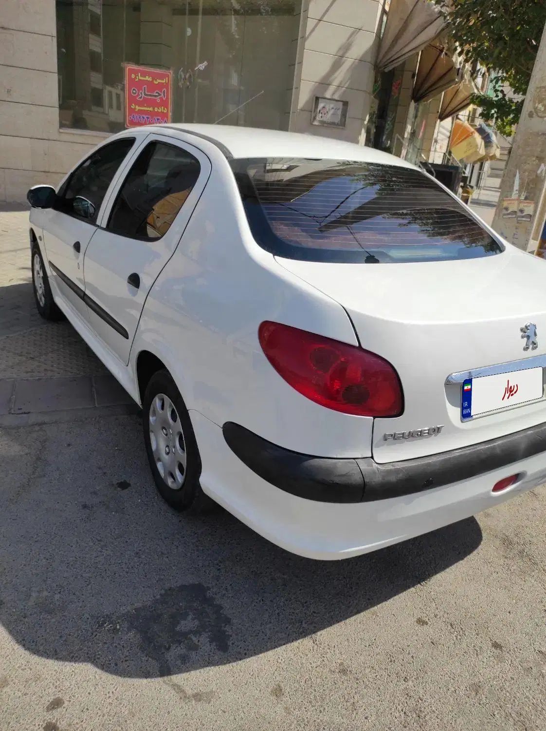 پژو ۲۰۶ صندوق دار v8 - 1394