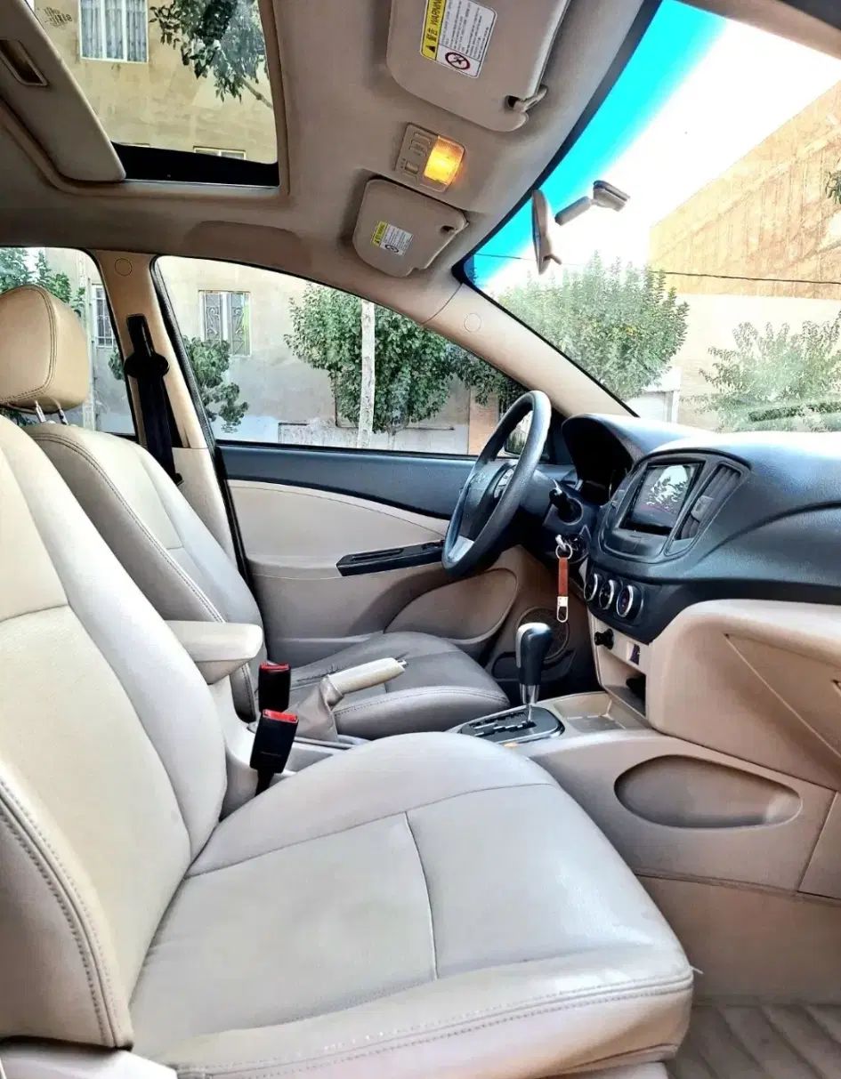 ام وی ام 550 اتوماتیک - 1396