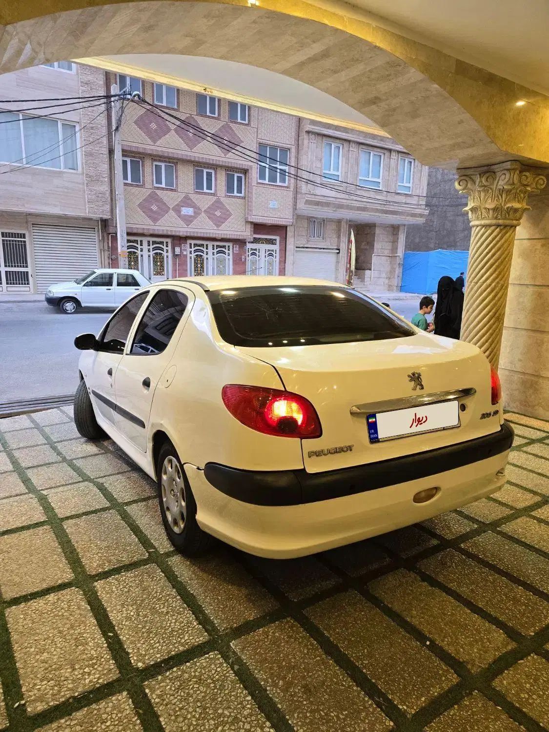 پژو ۲۰۶ صندوق دار v9 - 1390
