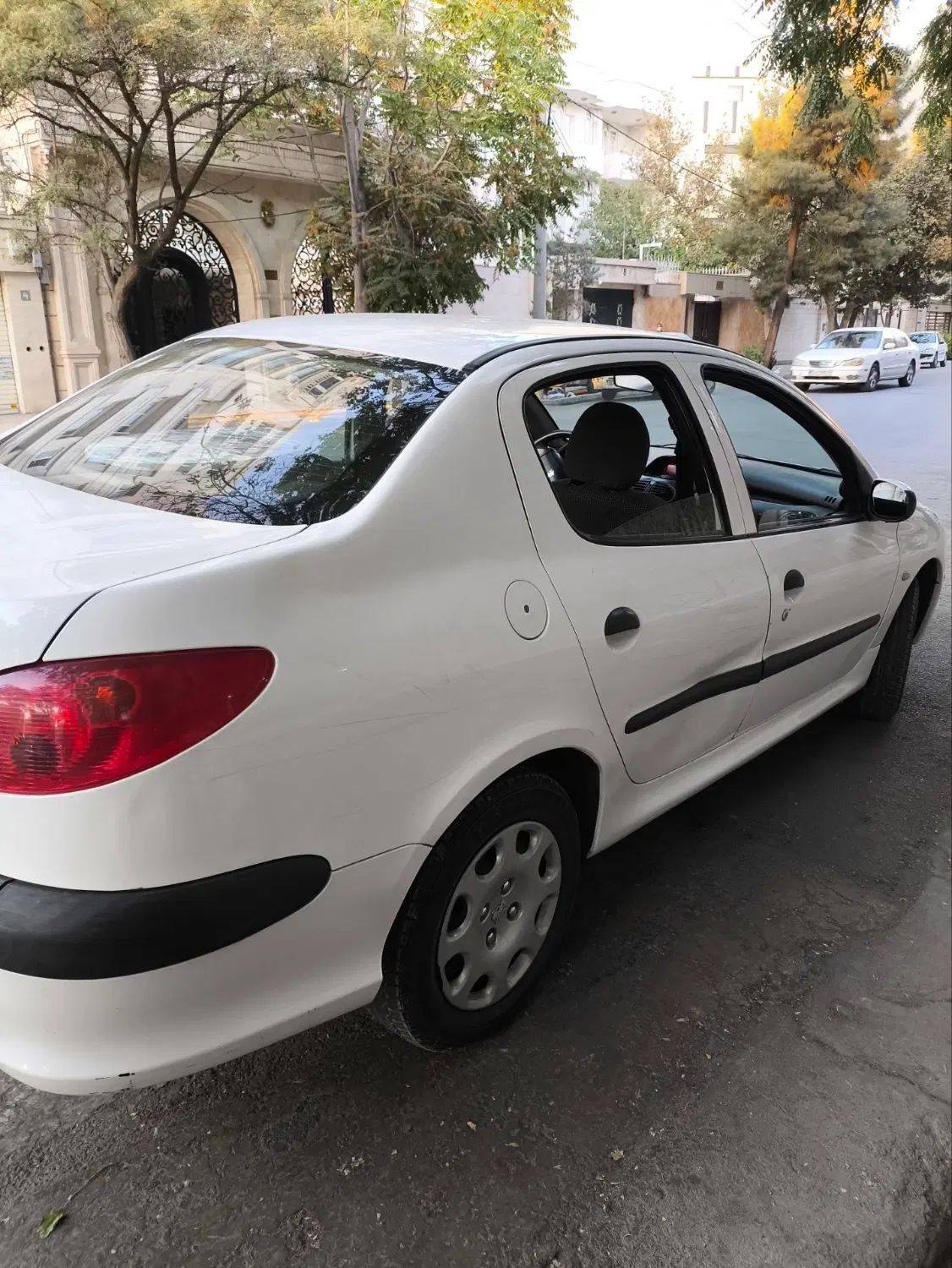 پژو ۲۰۶ صندوق دار v8 - 1394