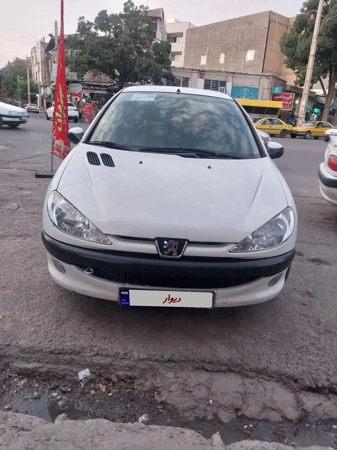 پژو ۲۰۶ صندوق دار v8 - 1397