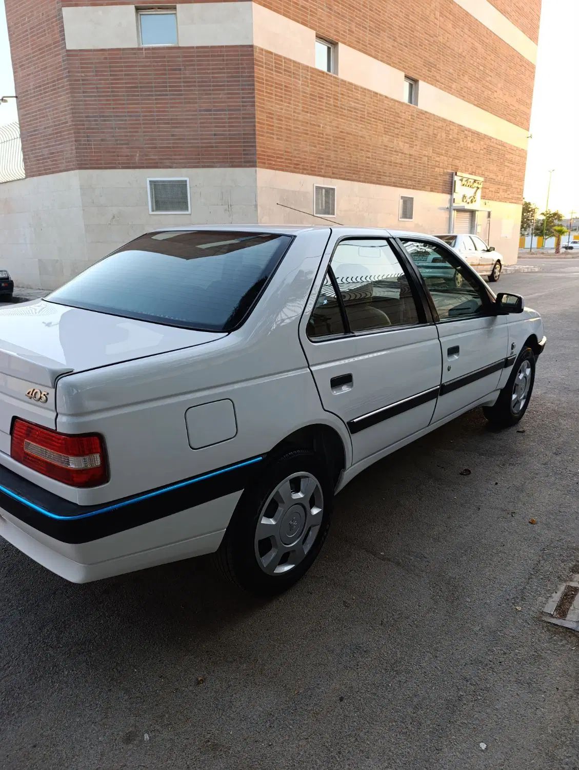 پژو 405 SLX بنزینی TU5 - 1399