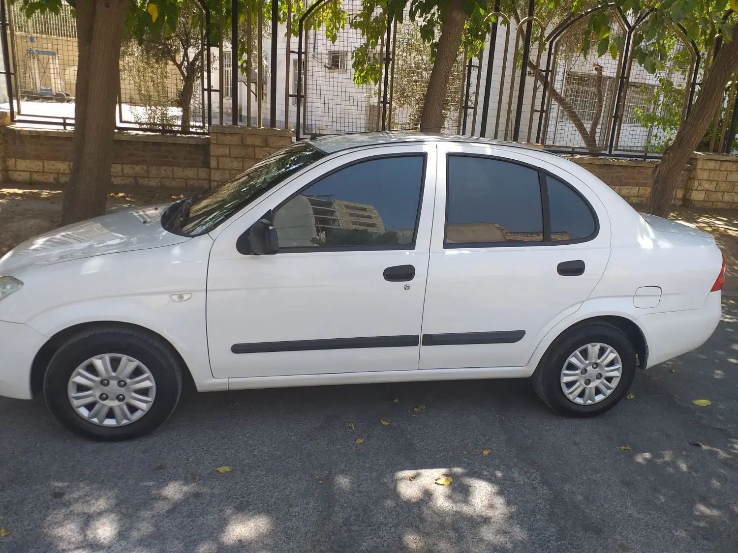 تیبا صندوق دار SX - 1395