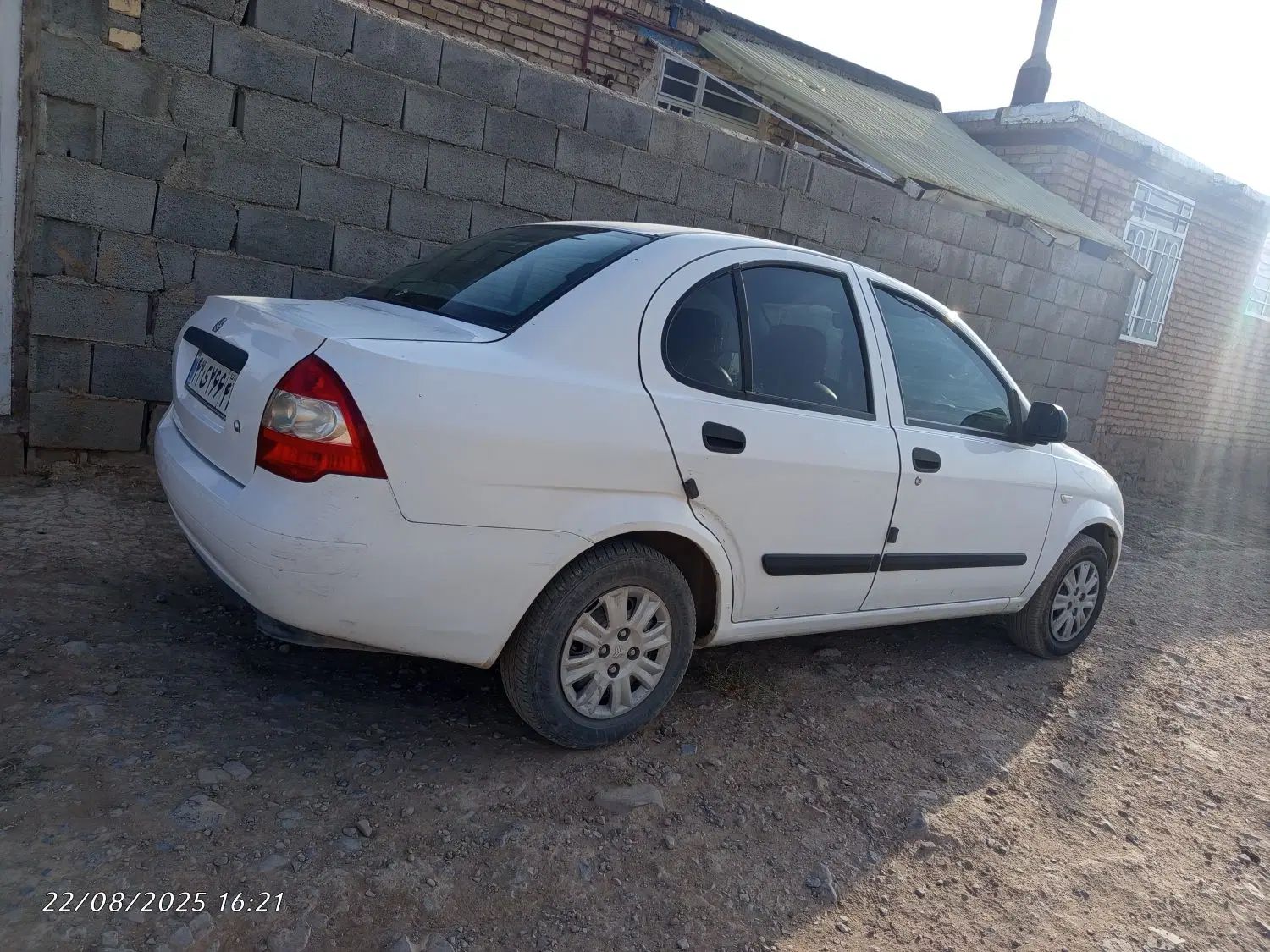 تیبا صندوق دار SX - 1393