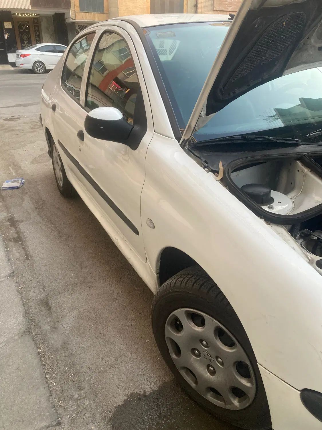پژو ۲۰۶ صندوق دار v8 - 1396