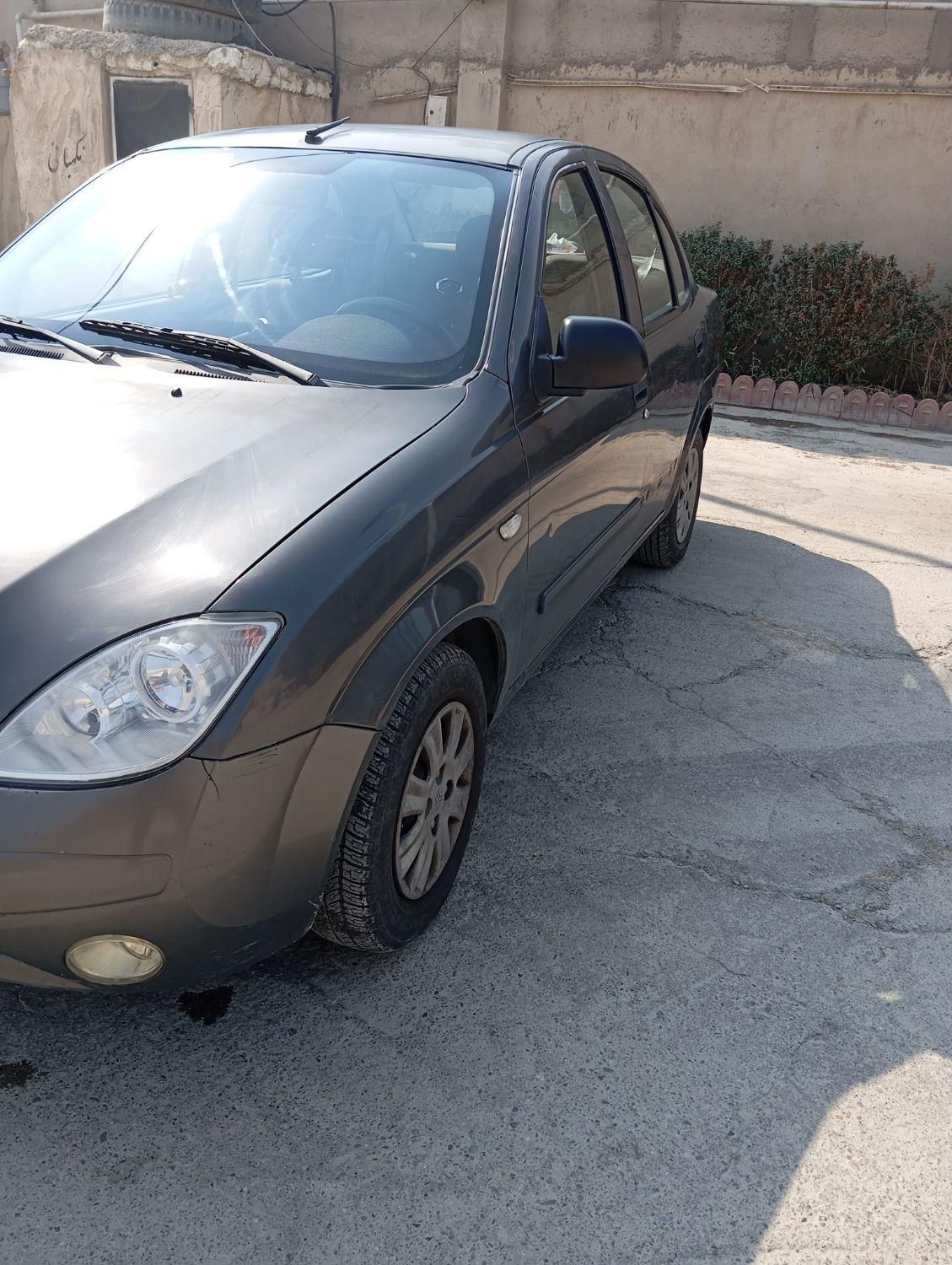 تیبا صندوق دار SX - 1396