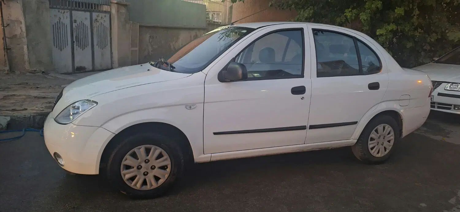 تیبا صندوق دار SX - 1399