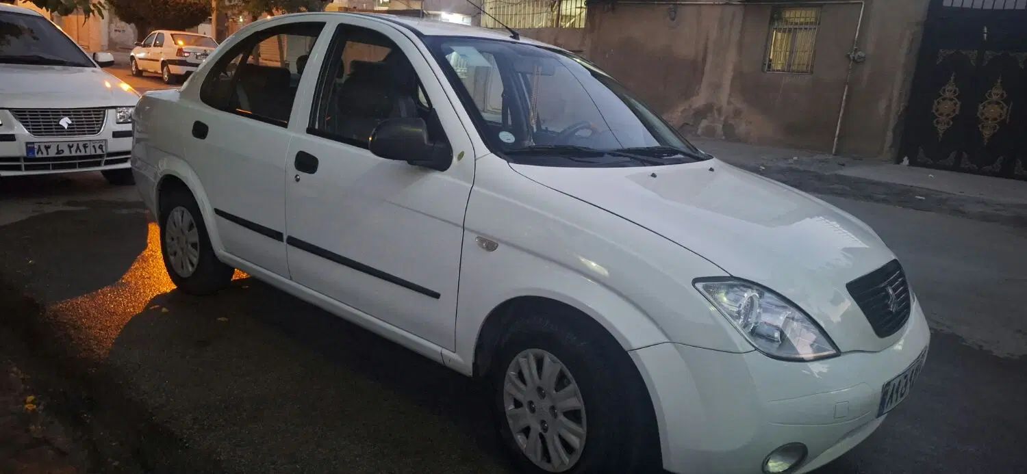 تیبا صندوق دار SX - 1399