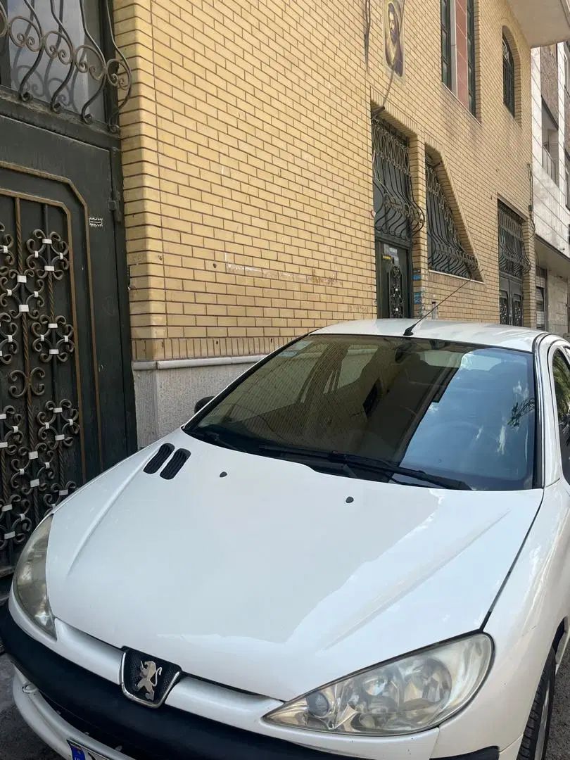 پژو ۲۰۶ صندوق دار v20 - 1388