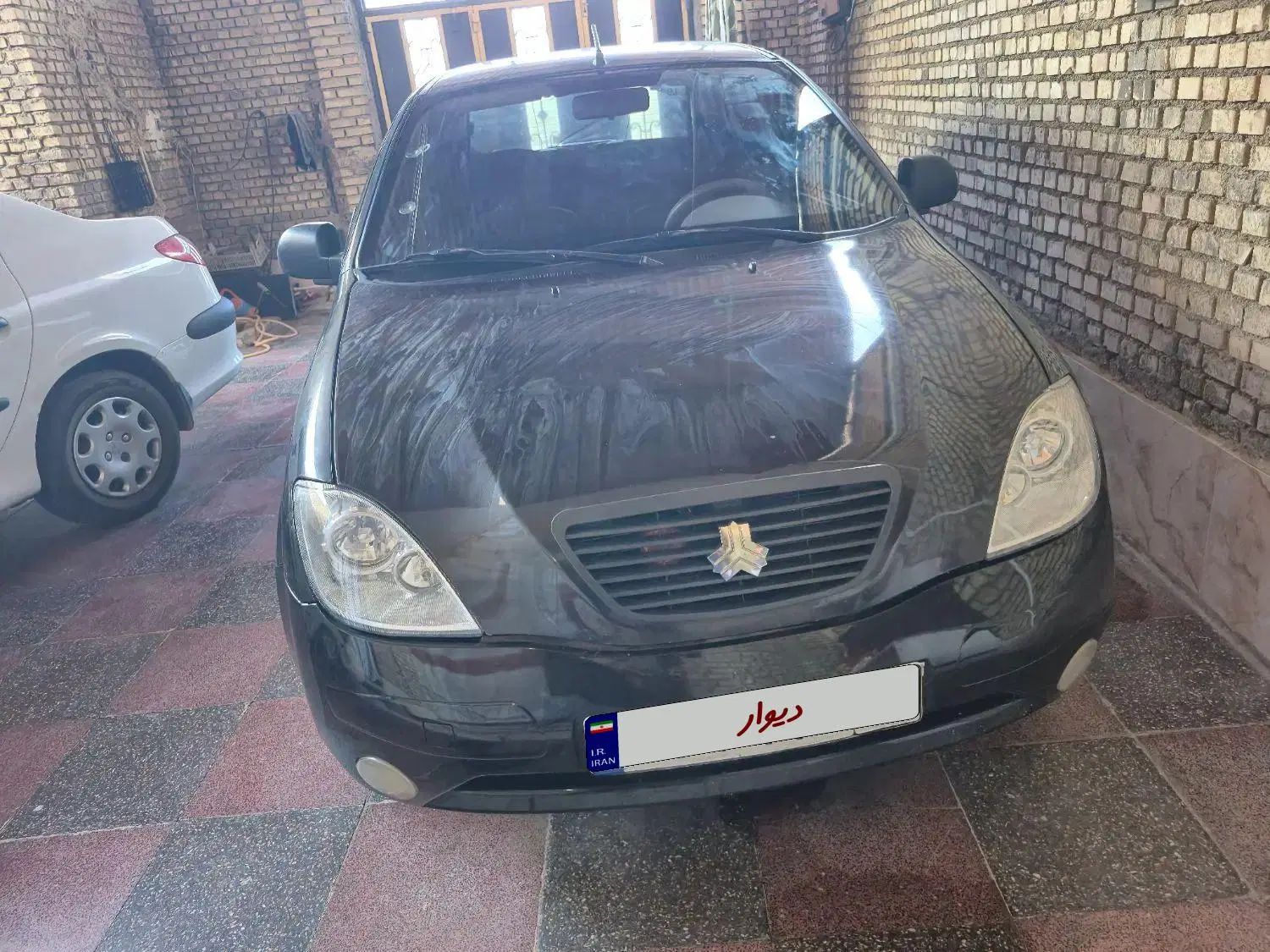تیبا صندوق دار EX - 1395