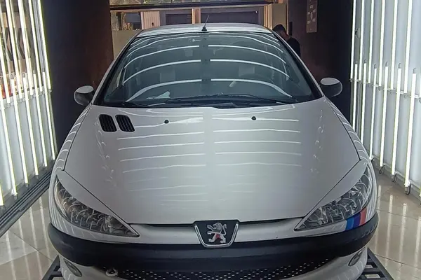 پژو ۲۰۶ صندوق دار v8 - 1400