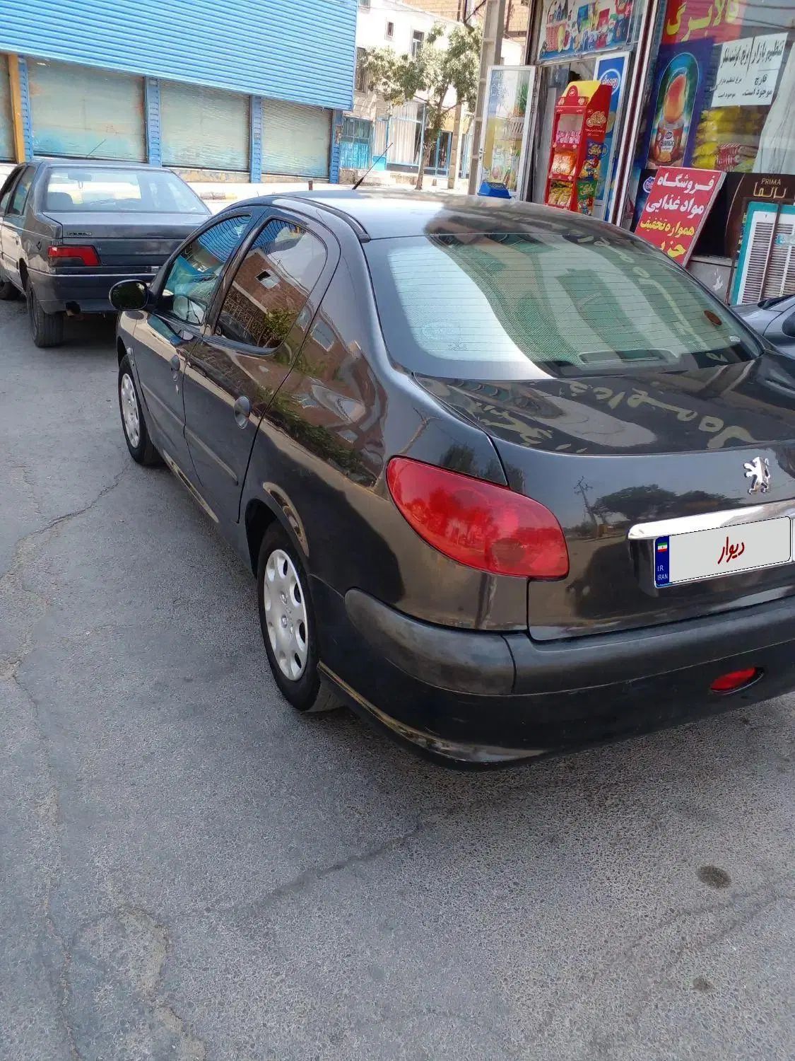 پژو ۲۰۶ صندوق دار v8 - 1392