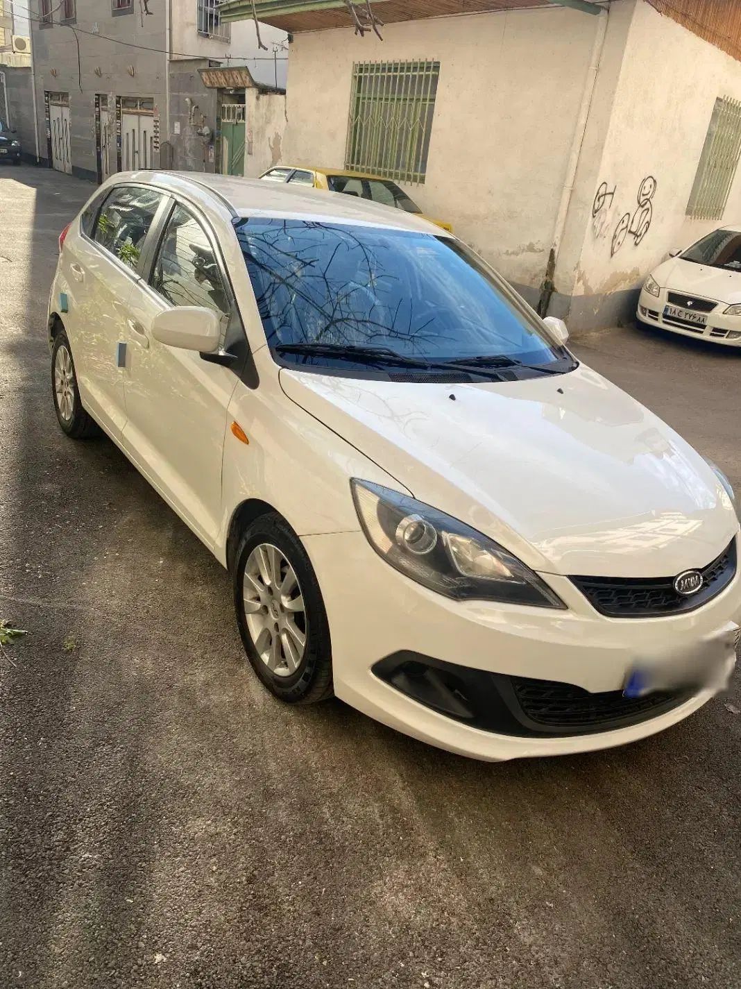ام وی ام 315 هاچ بک اسپرت لاکچری - 1394