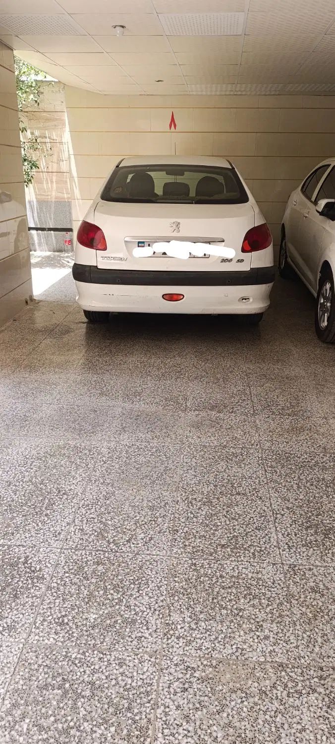 پژو ۲۰۶ صندوق دار v8 - 1396